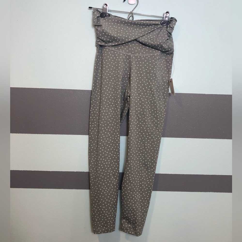 Nike Dri-Fit Women’s Polka Dot Yoga Leggings